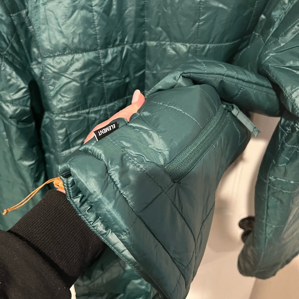 Element Down Jacket - Picture 4 of 4